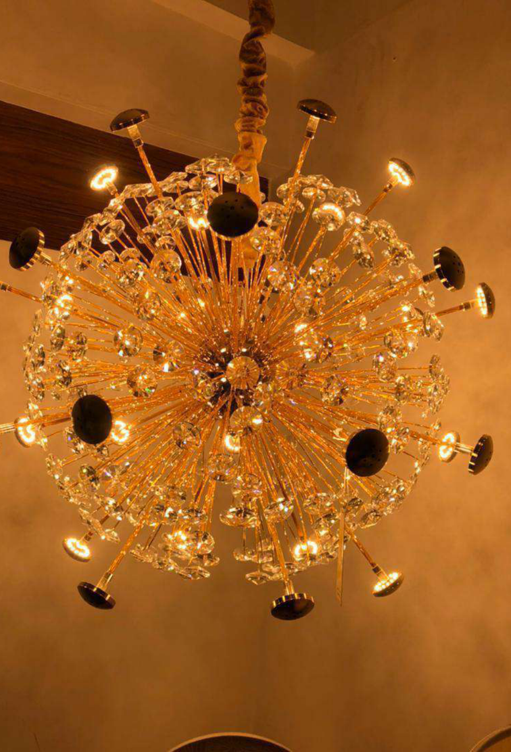 Light House Metal Material Gold+Crystal Finished Chandelier