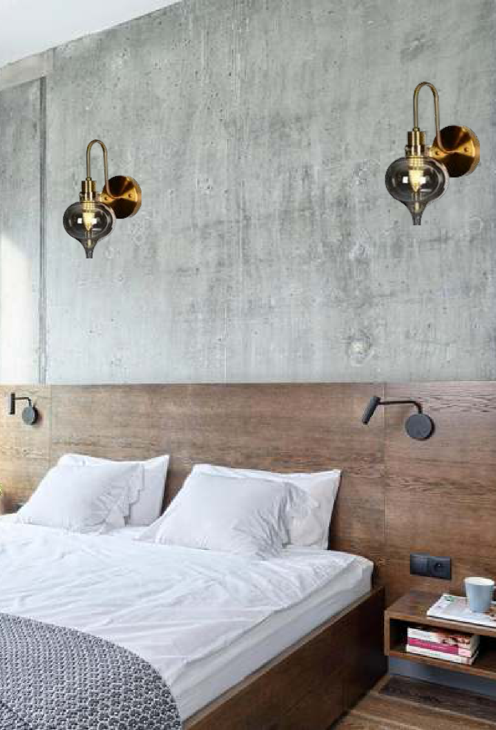 Light House Metal Material Chrome Finished Wall Light