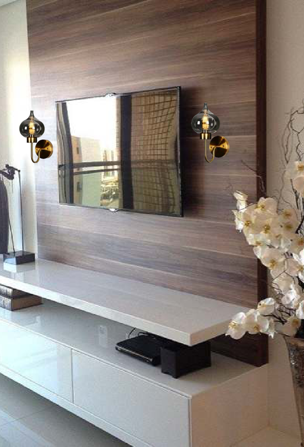 Light House Metal Material Chrome Finished Wall Light